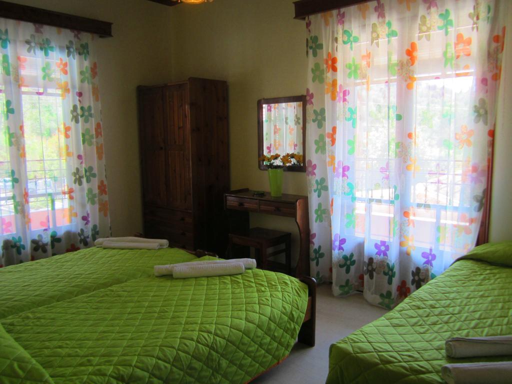 Varvara Studios&Apartments I Peroulades  Habitación foto